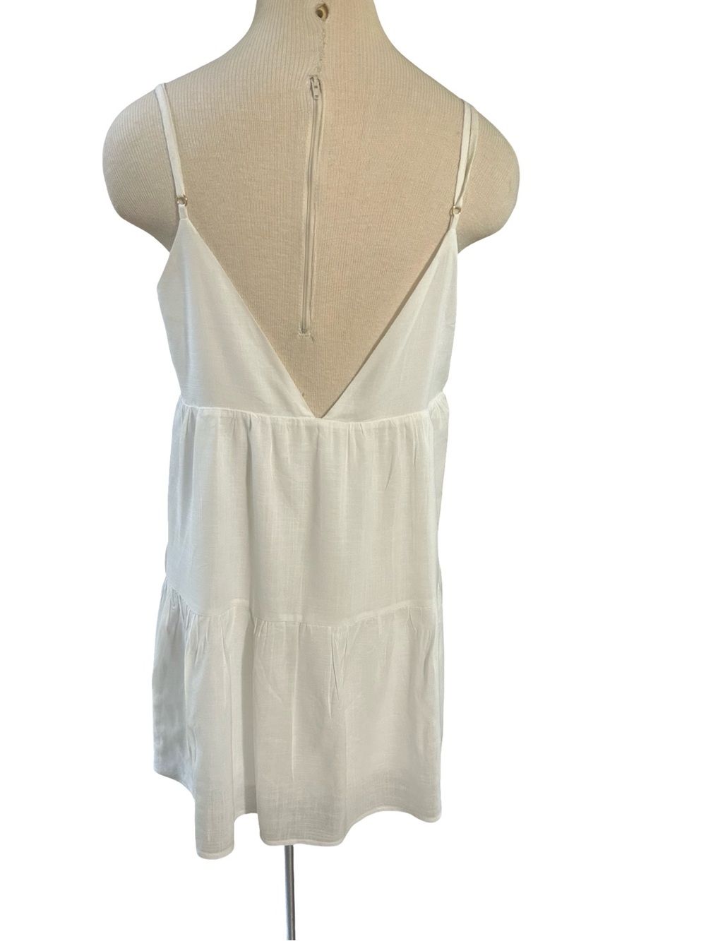 Rhythm Classics White Babydoll
Tank Dress Linen Blend Adjustable
Straps Size L - Picture 4 of 10